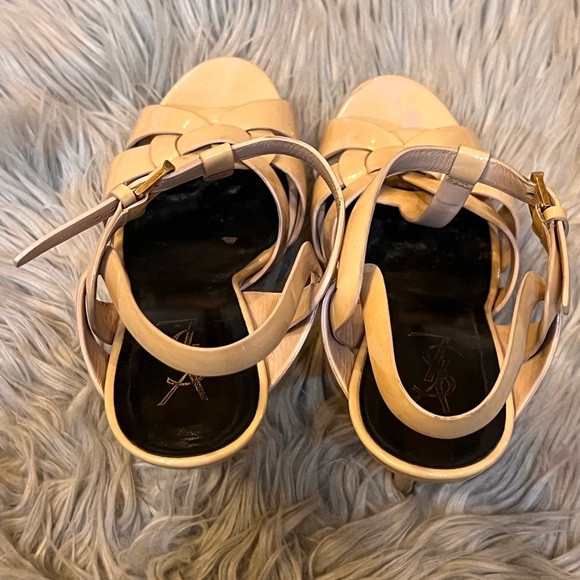 YSL Tribute Platform Sandals in Patent Leather - Picture 5 of 8